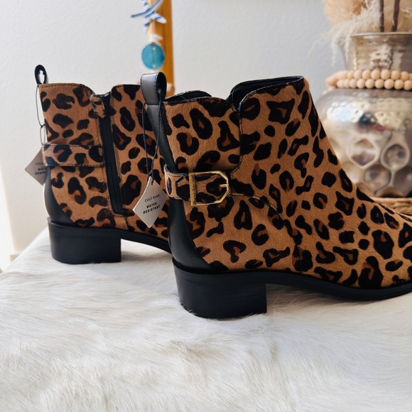 Cole haan women's Kimberly waterproof leopard print ankle booties. Size 9 - Picture 5 of 16